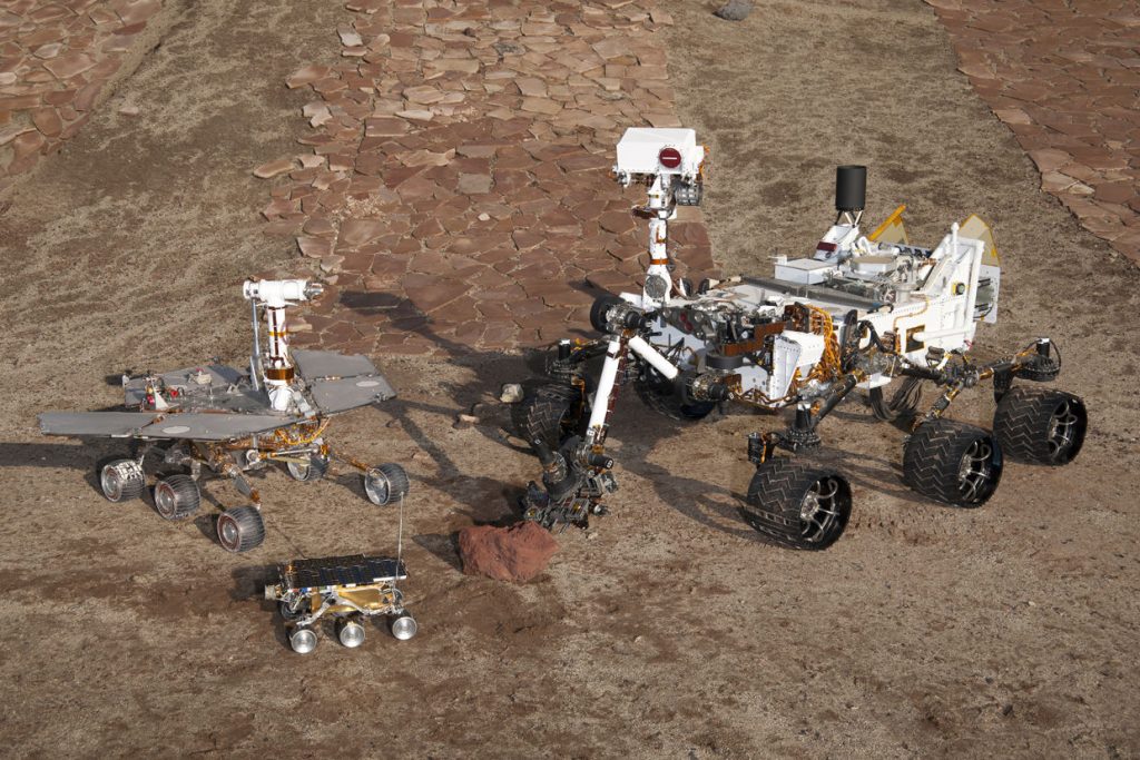 PIA15277_3rovers-hi_D2011_1215_D511_br2